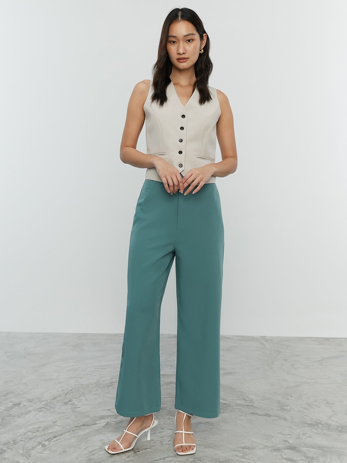 Green wide discount leg cropped trousers