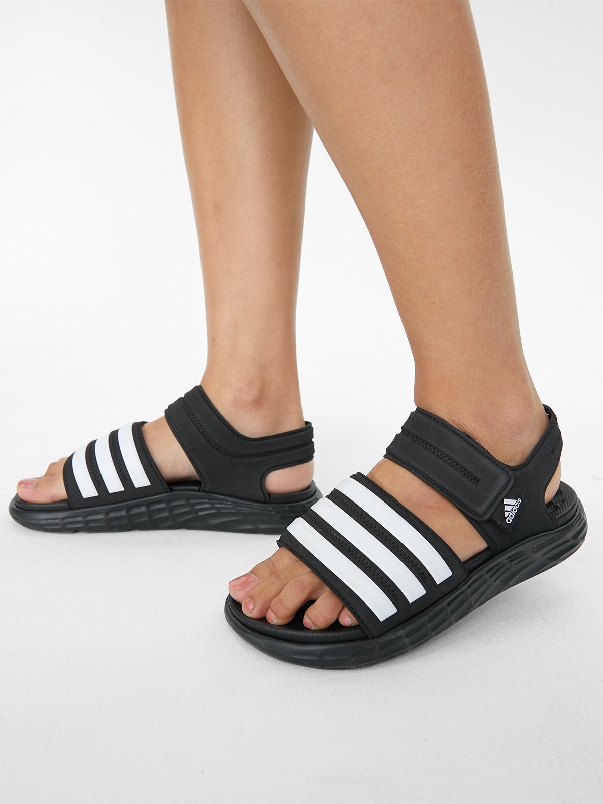 Buy Flip Flop & Slippers for Men by ADIDAS Online | Ajio.com