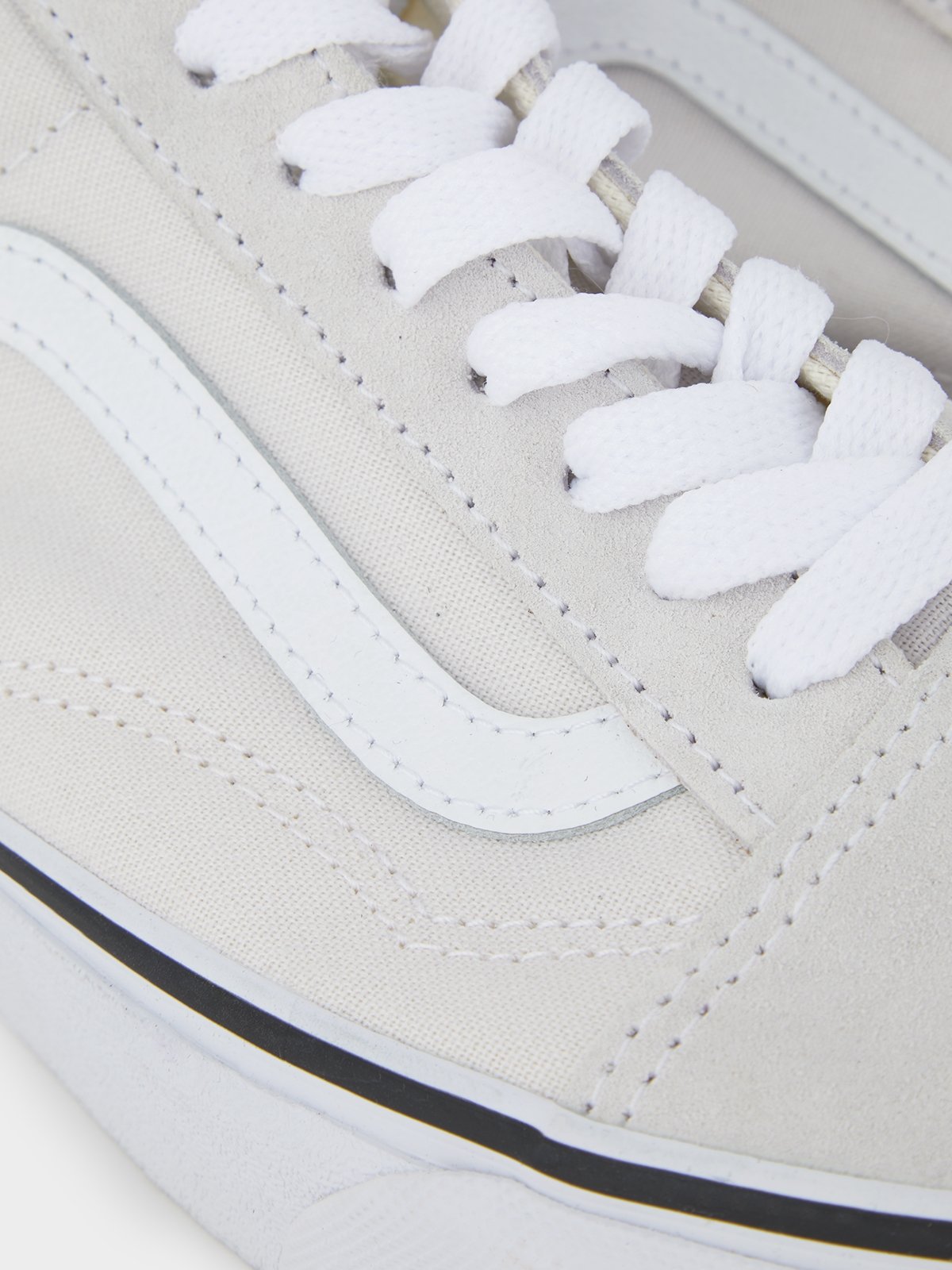 Vans old hotsell skool ice flow
