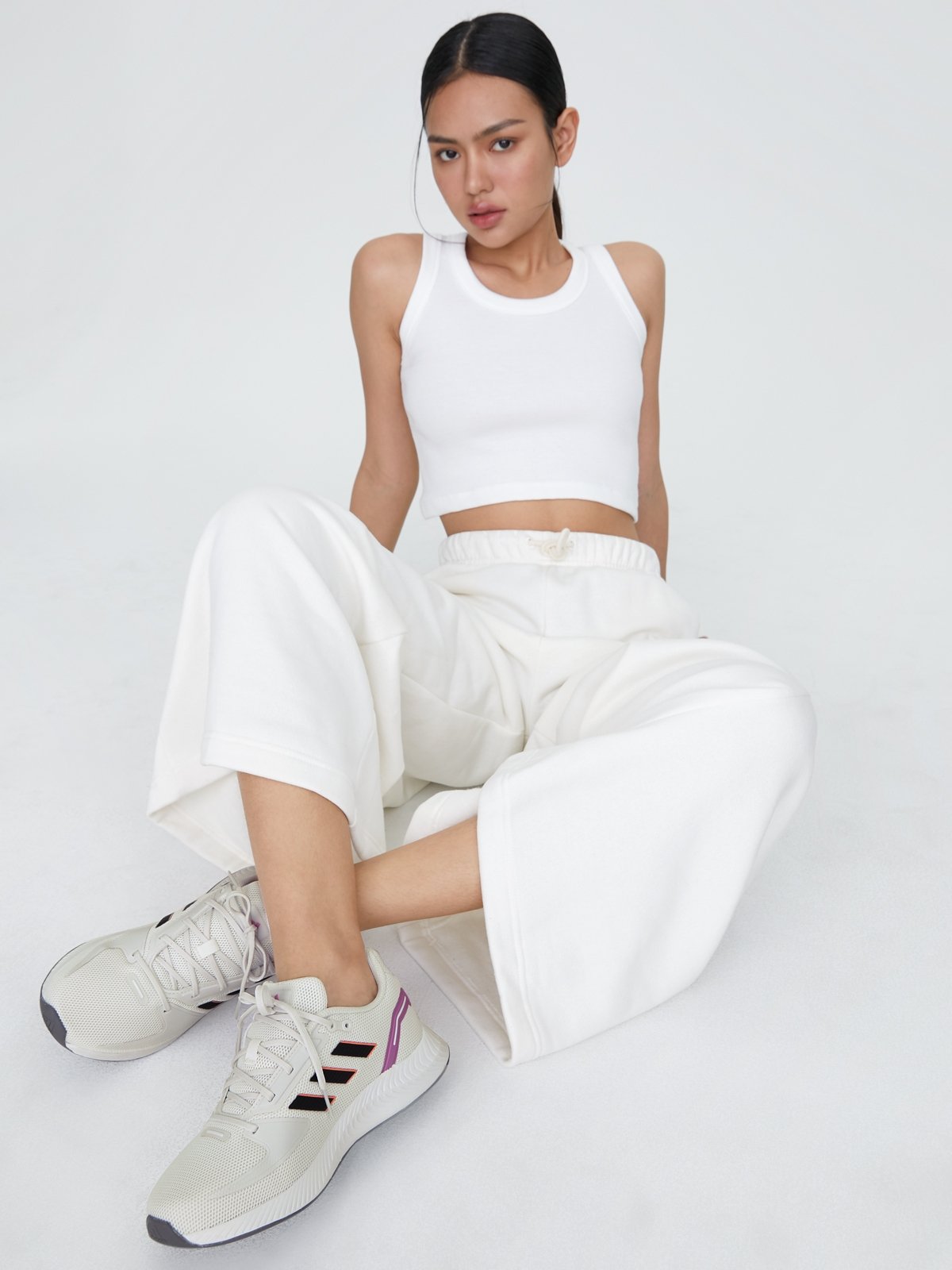 Are white trainers in fashion store