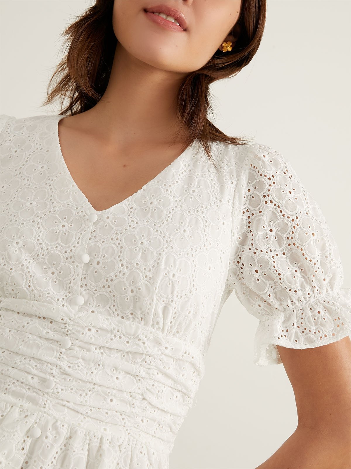 White floral deals plunge midi dress