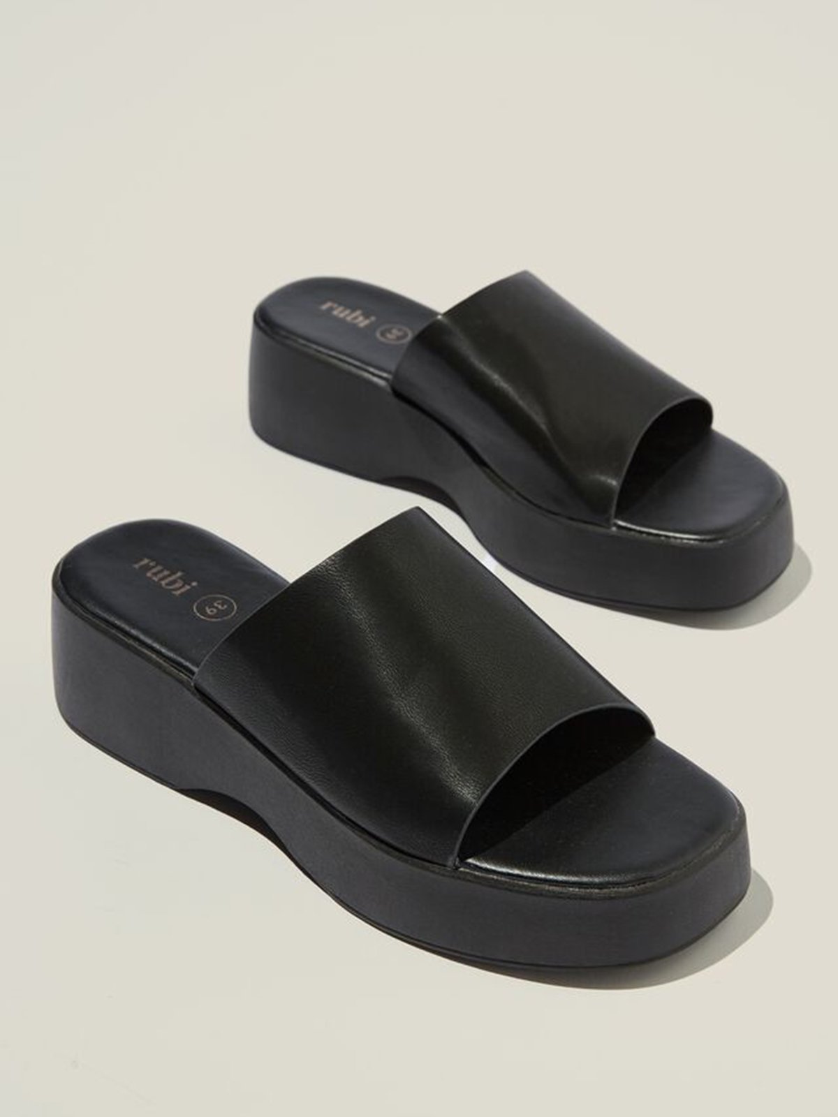 Mae Single Vamp Flatform Black PU Pomelo Fashion