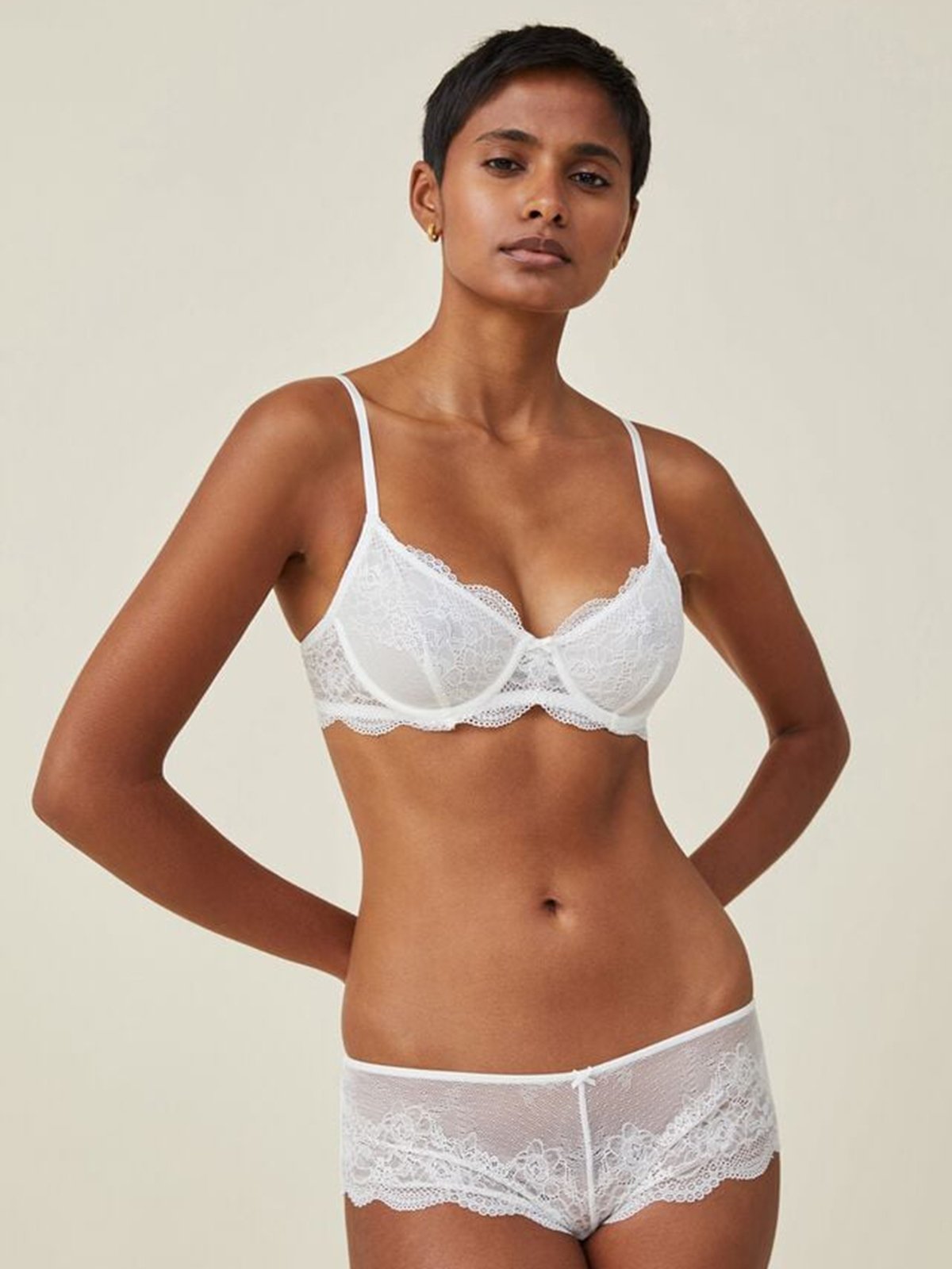Body bra shop top