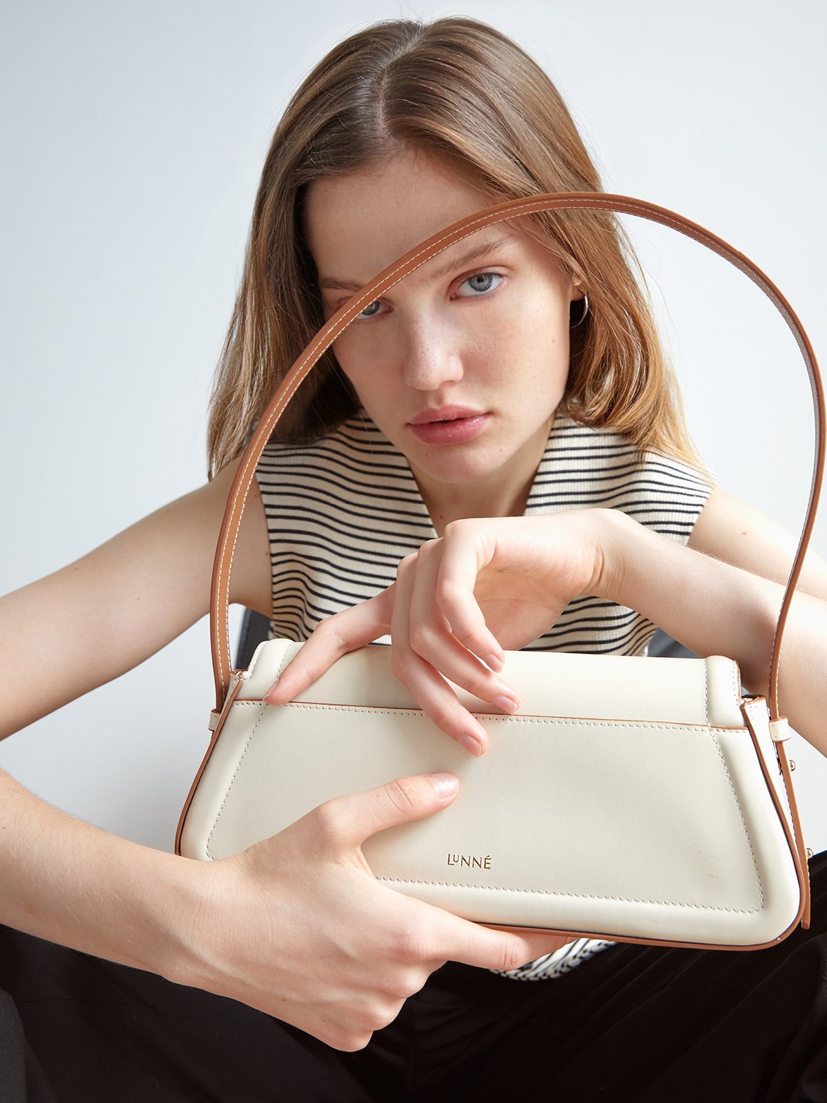 Remi shoulder sale bag