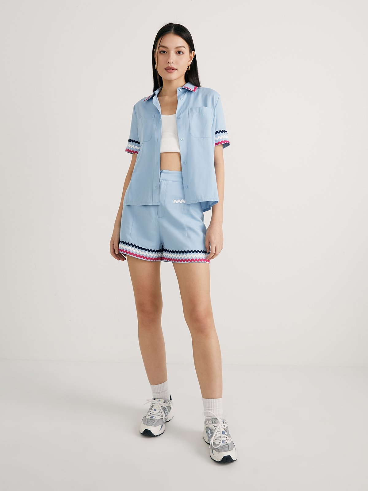 Embroidered Short Sleeve Shirt Blue Pomelo Fashion