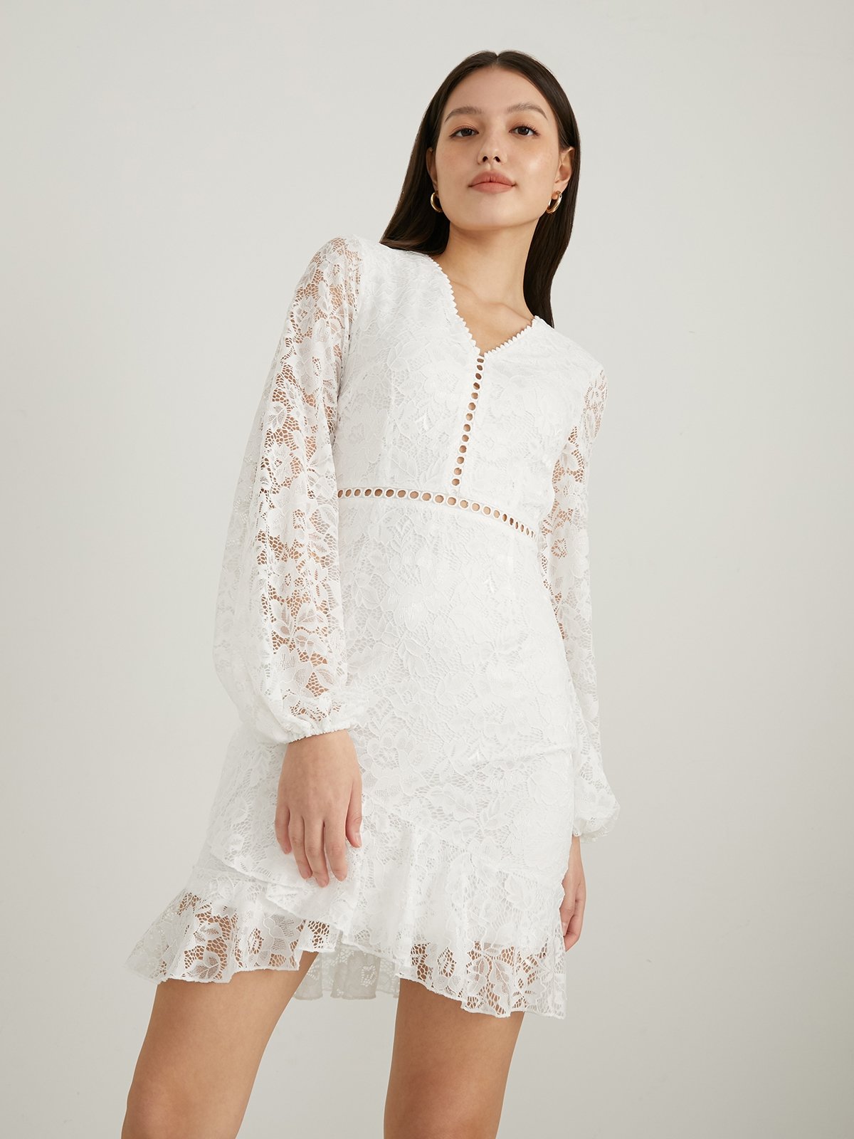 White maxi lace dress cheap with sleeves
