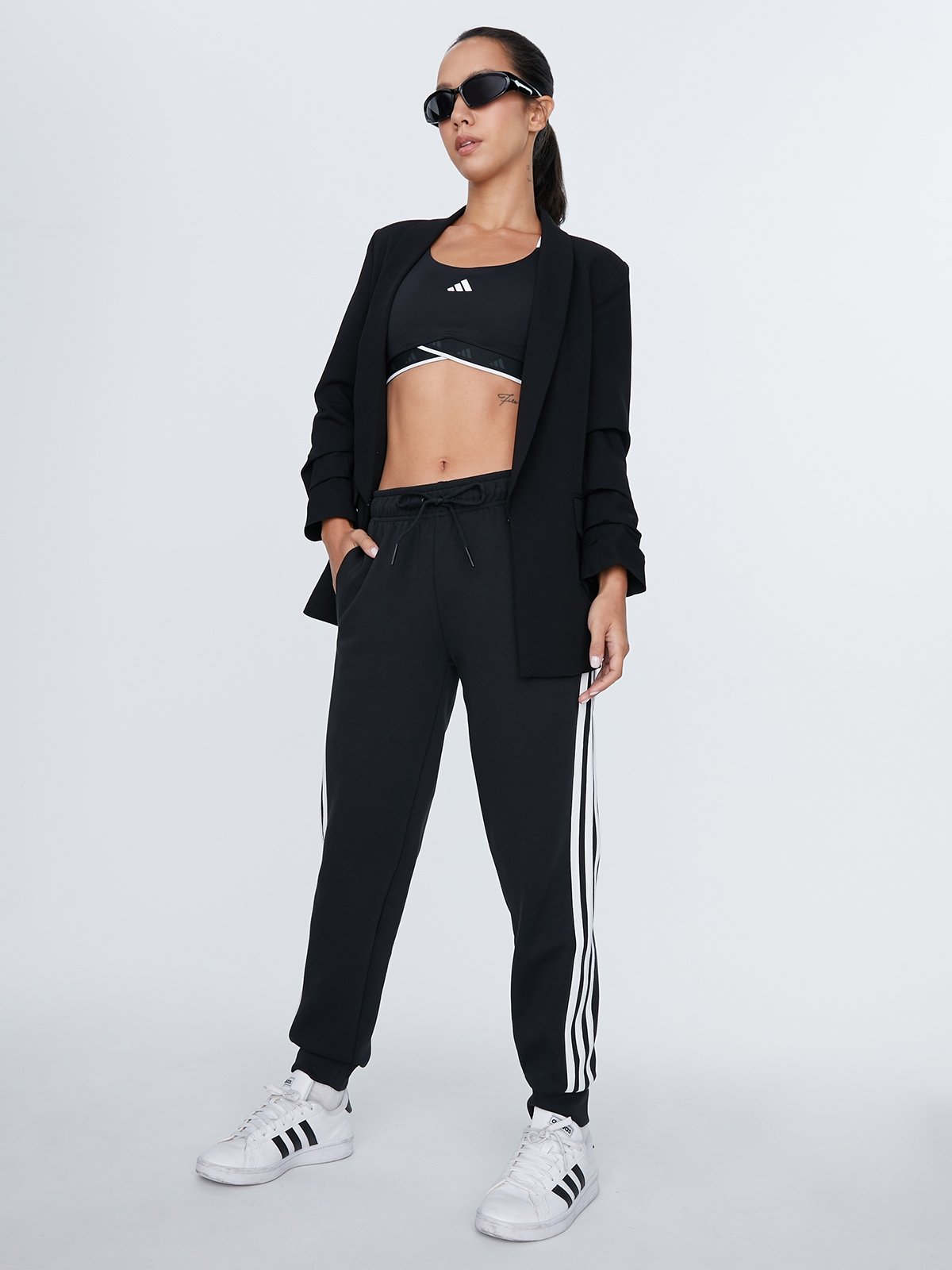 Adidas 3 stripe tracksuit bottoms discount