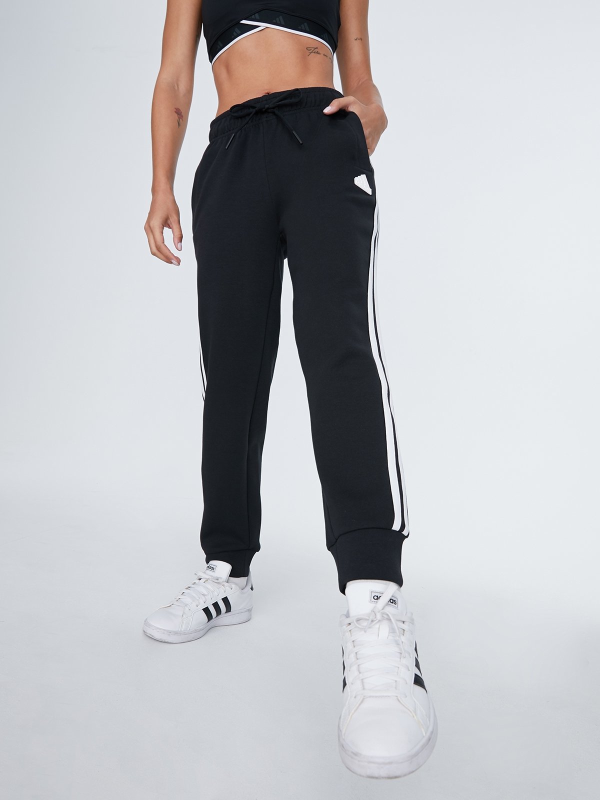 Future Icons 3 Stripes Regular Tracksuit Pomelo Fashion