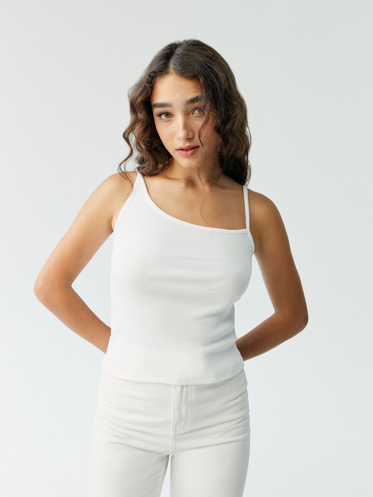 White dressy sleeveless top top