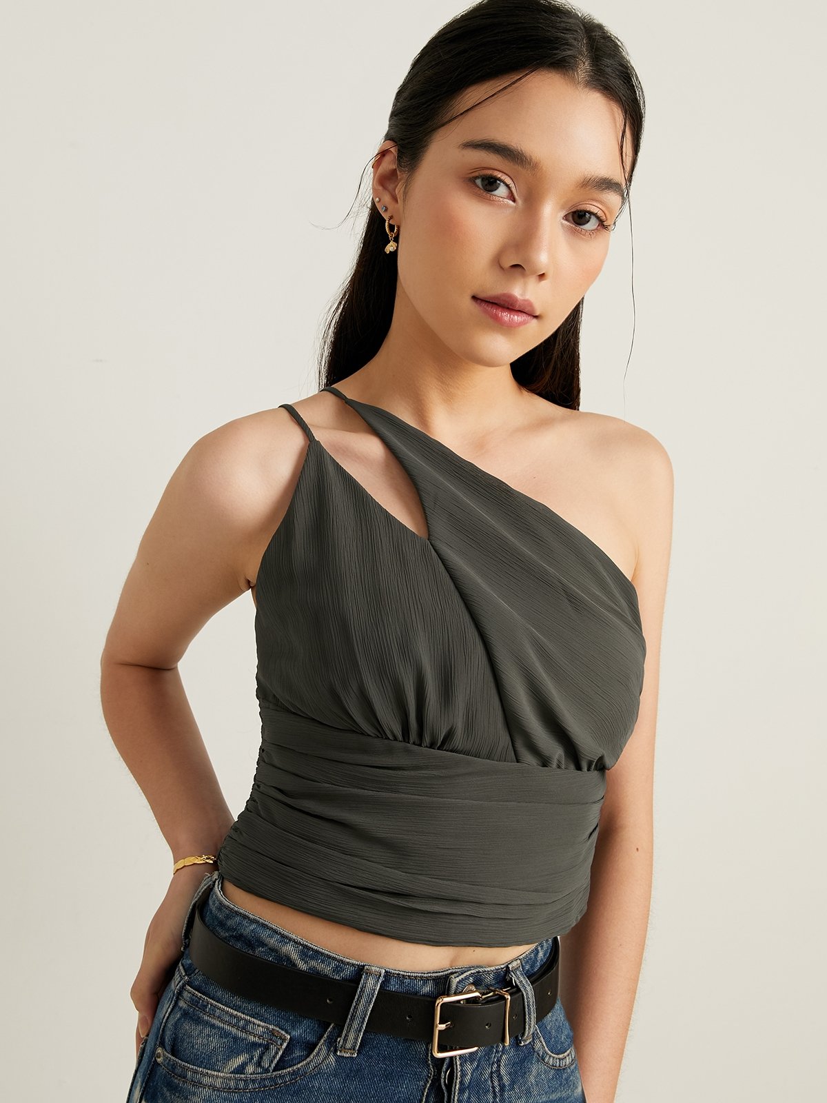 One shoulder clearance cutout top
