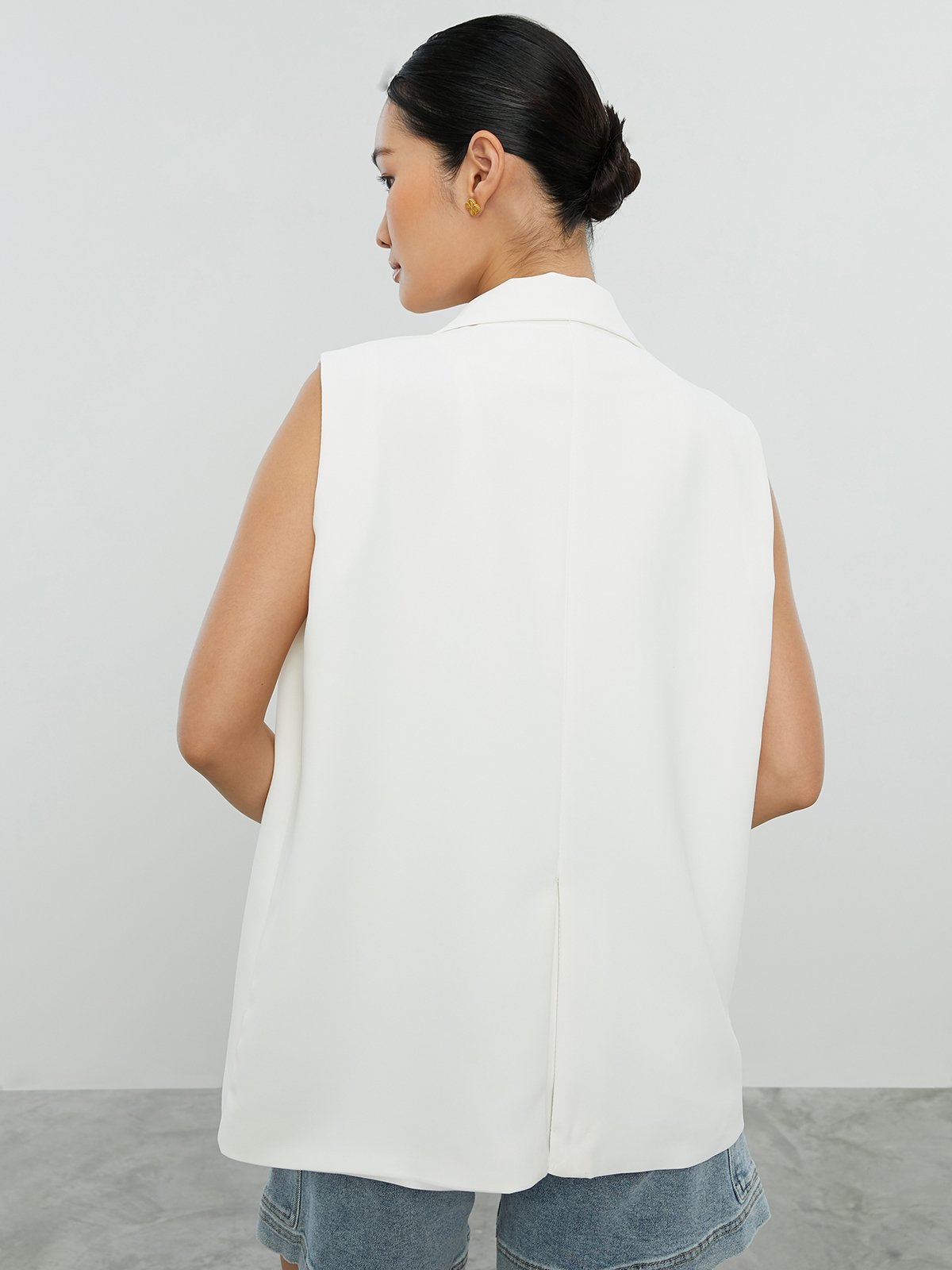 White vest top white shirt