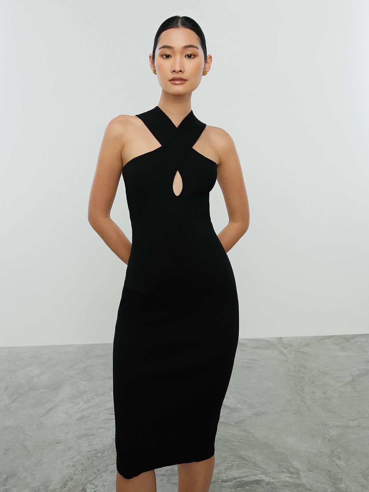 Black keyhole hot sale dress