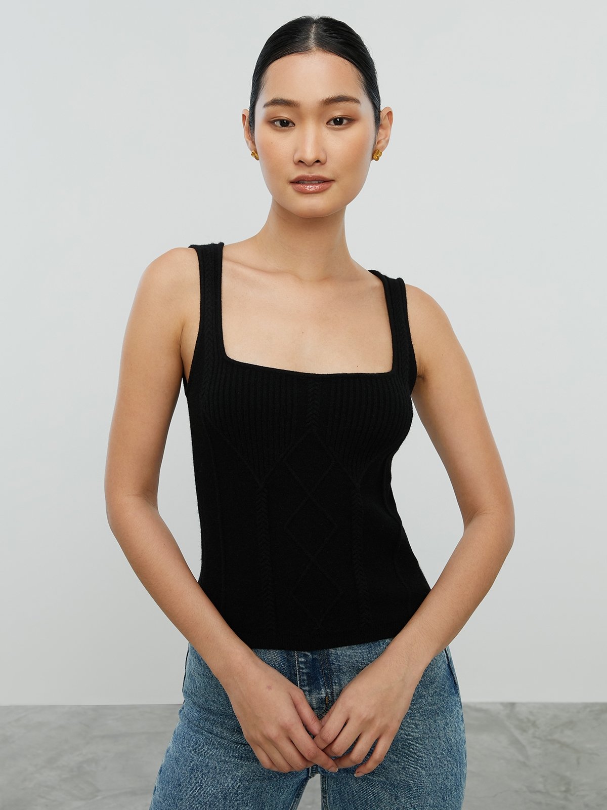Black square shop neck tank top