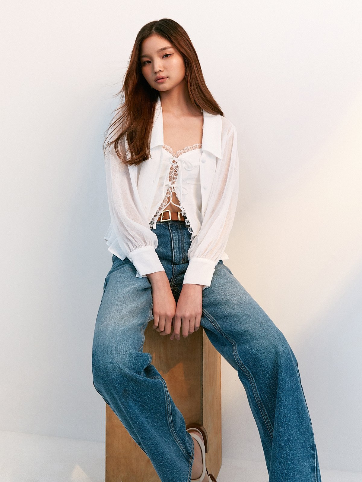 Loose sheer store top