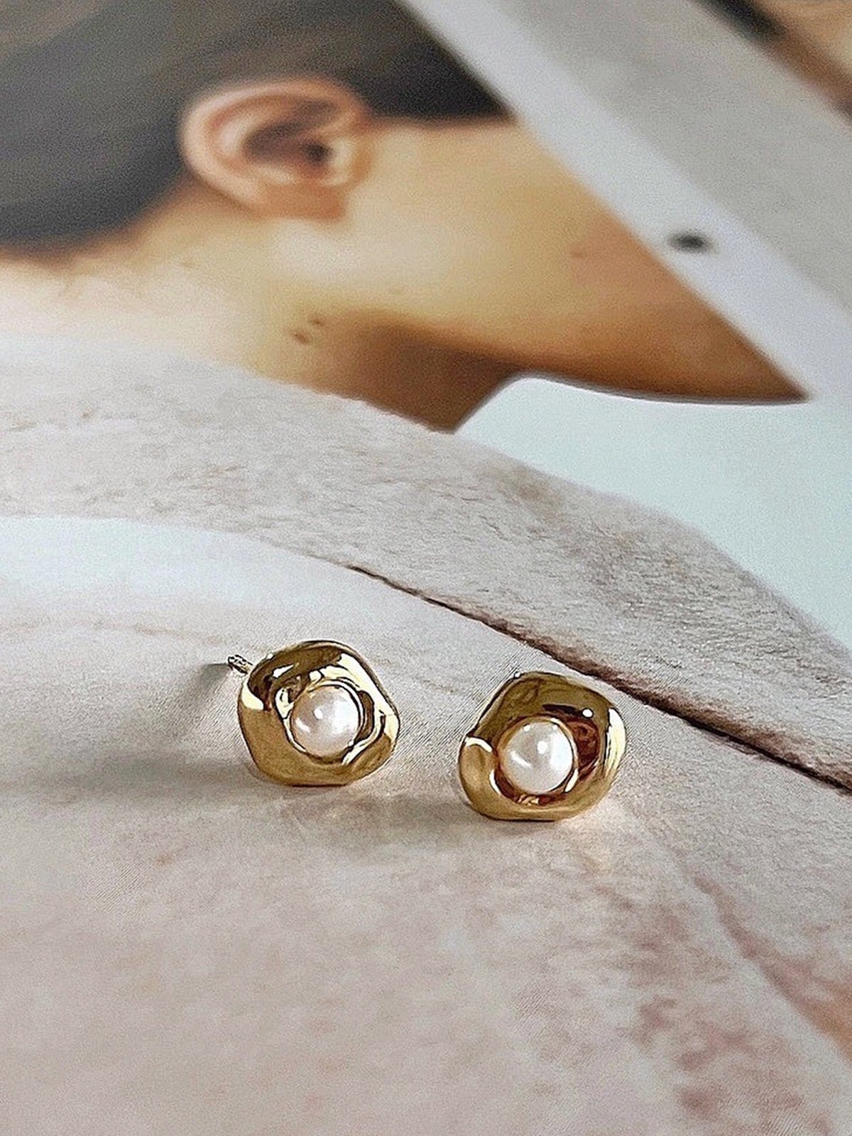 Earrings hotsell side tops