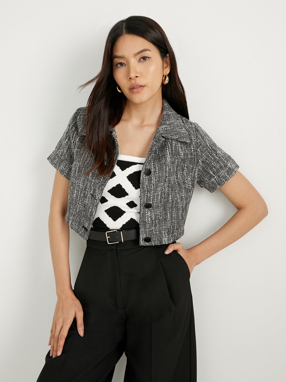 SLEEVELESS TWEED CROP TOP