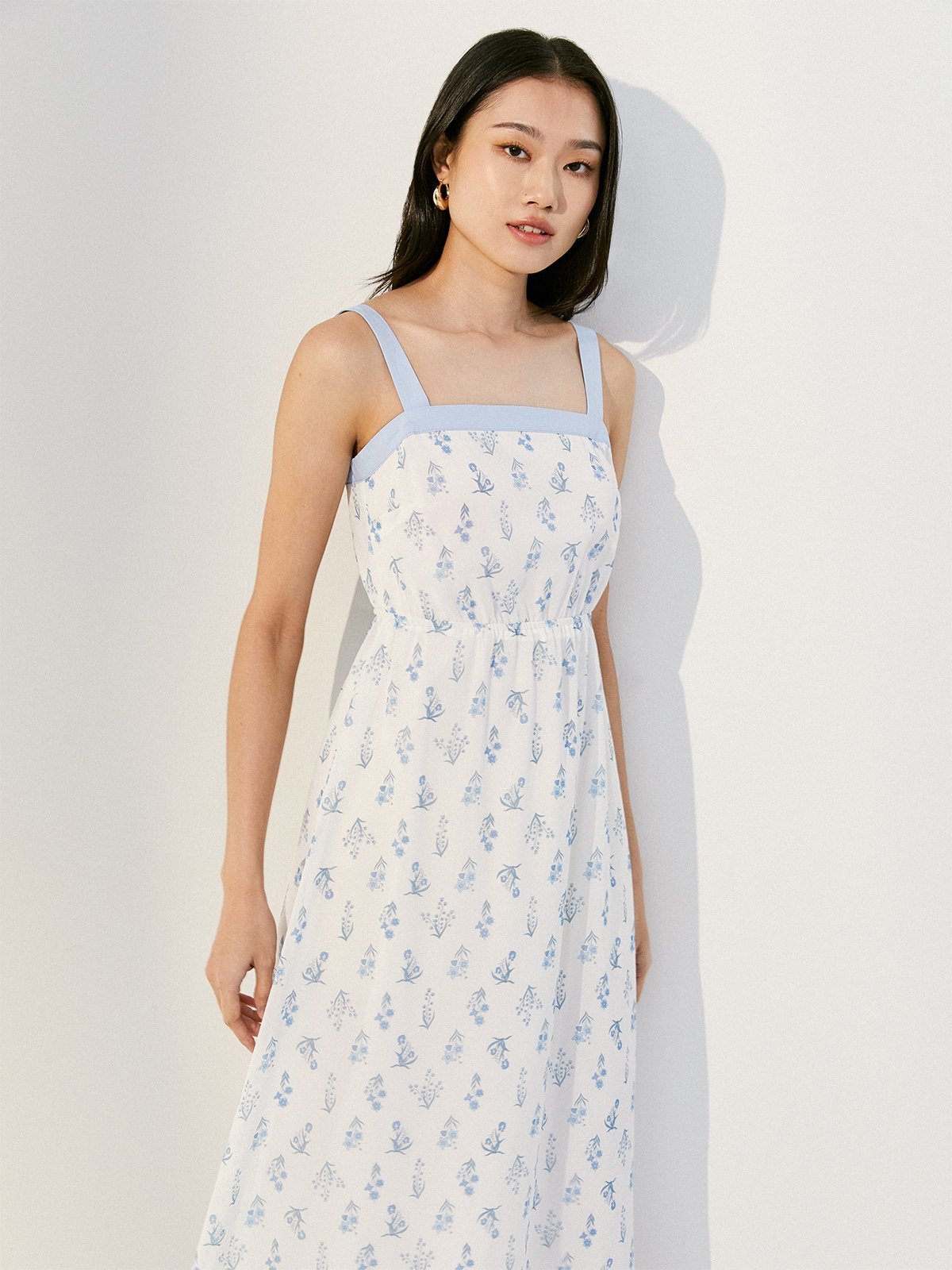 White blue sales floral dress