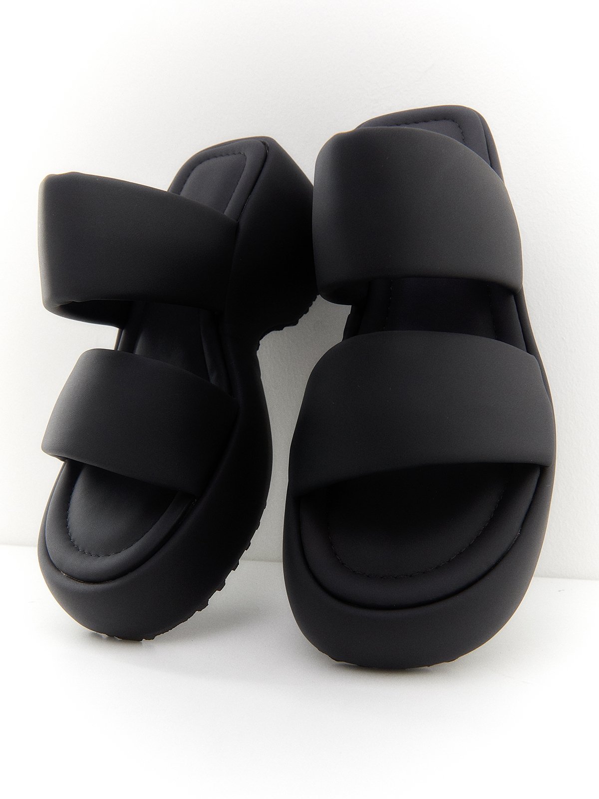 Florence Cozy Platform Sandals Black Pomelo Fashion