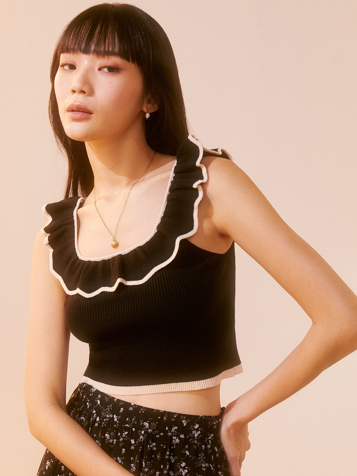 Ruffle Tank Top Black