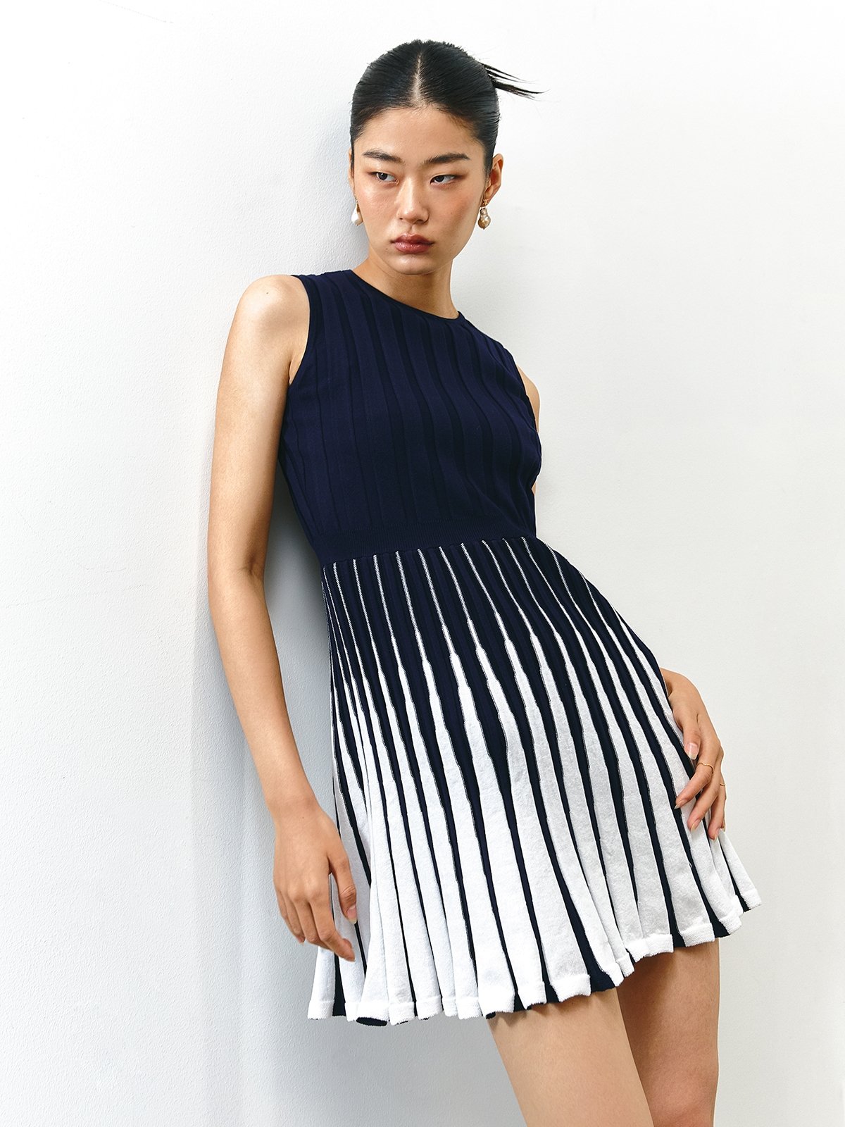 Pleated short dress new arrivals