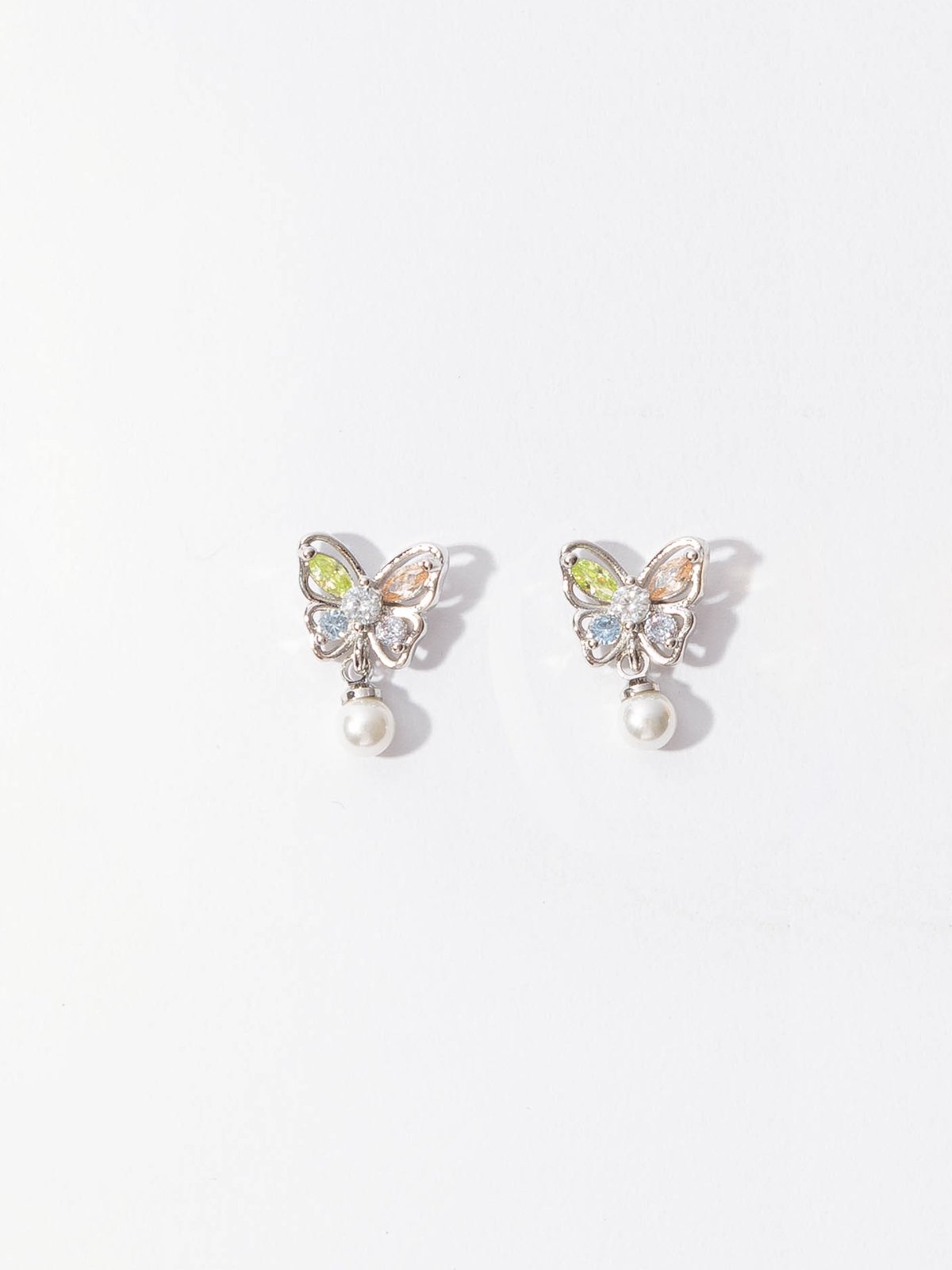 Butterfly Pearl Earring Silver