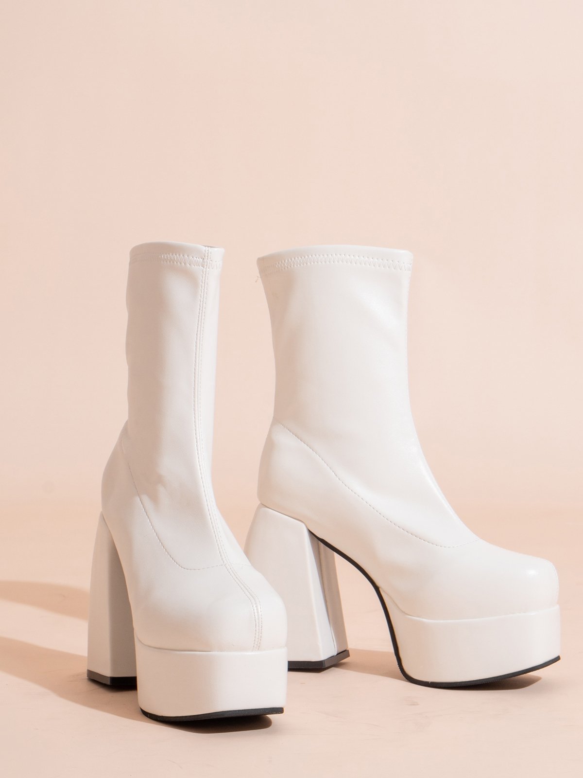 Chunky white hot sale platform boots