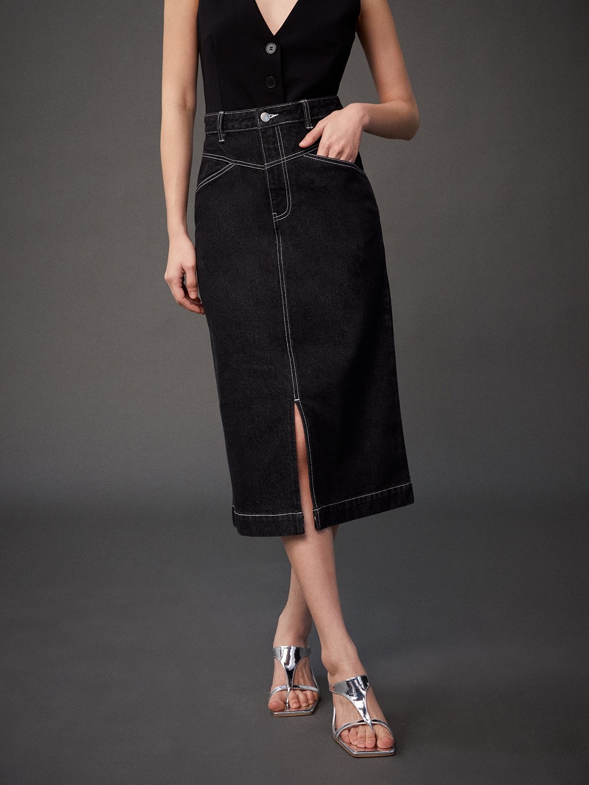 Front Split Denim Midi Skirt - Black - Pomelo Fashion