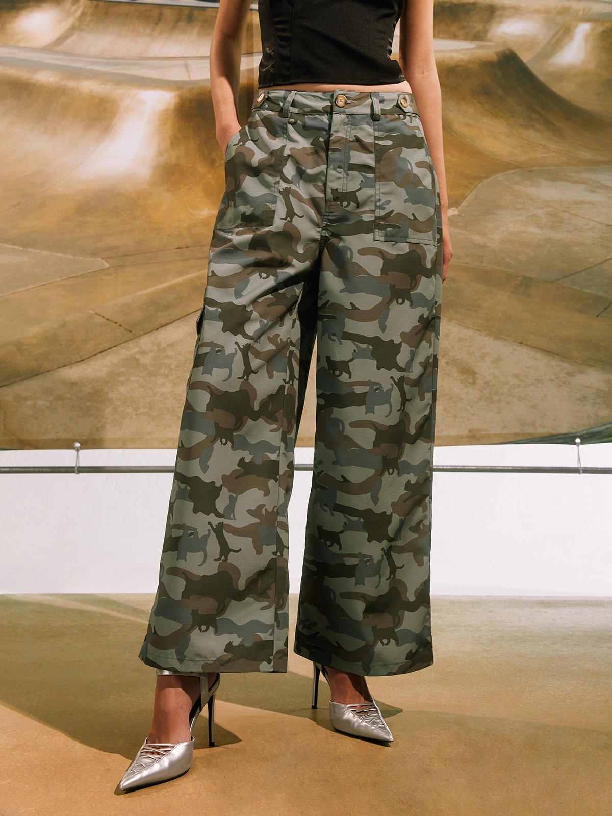 Novelty Camouflage Printed Cargo Pants Green Pomelo Fashion