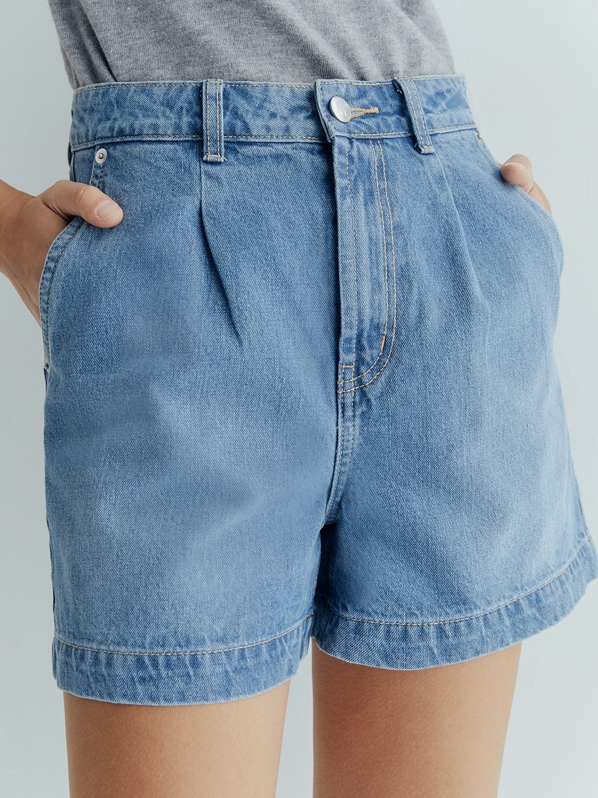 Light blue high waisted shorts deals