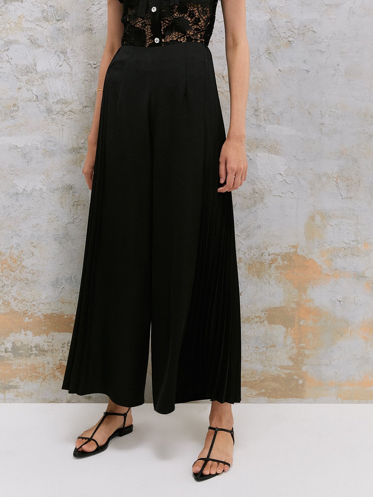 Pleated wide leg pants 2025