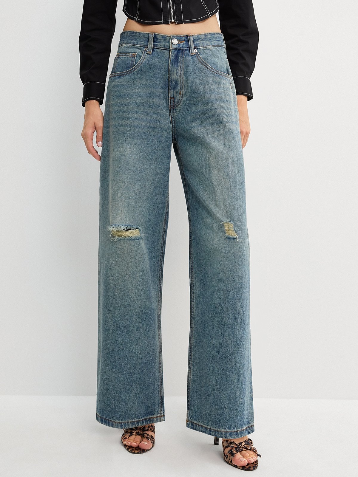 Ripped Low Waist Baggy Jeans Light Blue Pomelo Fashion