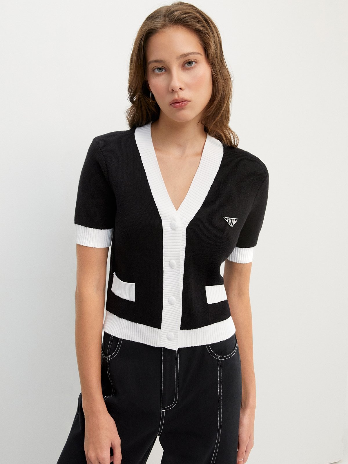 Contrast Trim Short Sleeve Cardigan Black White Pomelo Fashion
