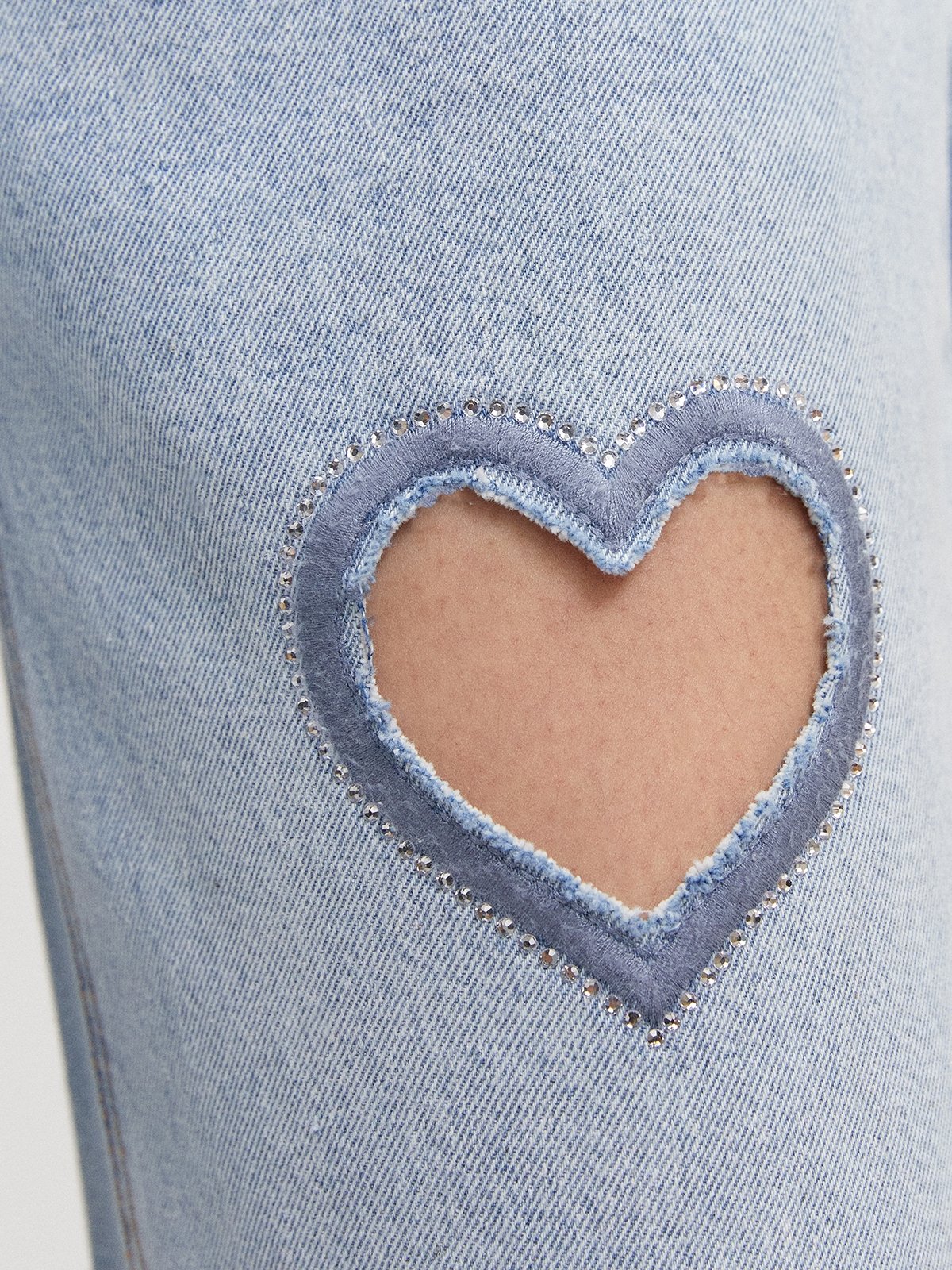 Heart Cut Out Jeans - Blue - Pomelo Fashion